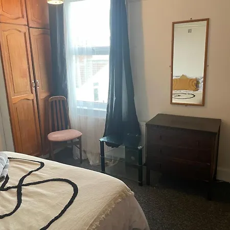 Dove Bed and breakfast Bristol